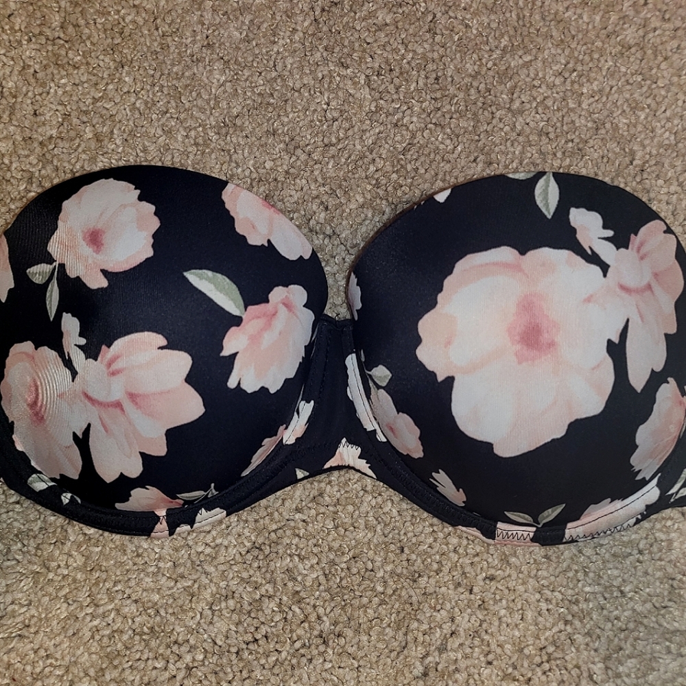 VS PINK Black and Floral Strapless Bra in 34D